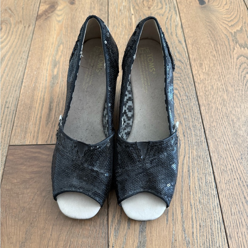 TOMS Women's Black sequins Peep-Toe Shoes